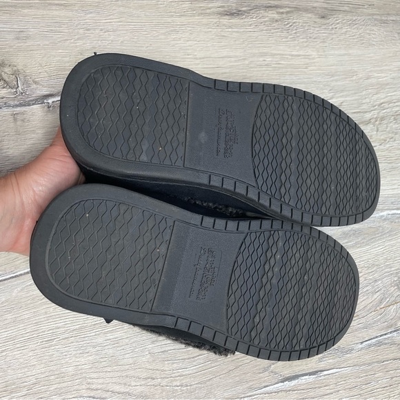 Dearfoams Slippers - Picture 6 of 11